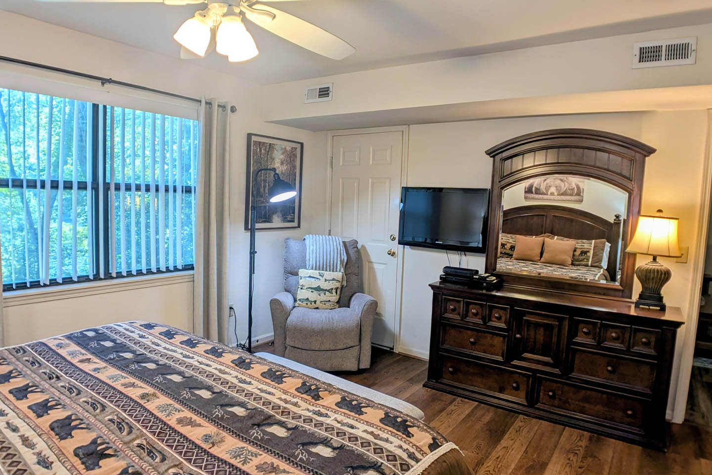 LakeviewLuxury15
