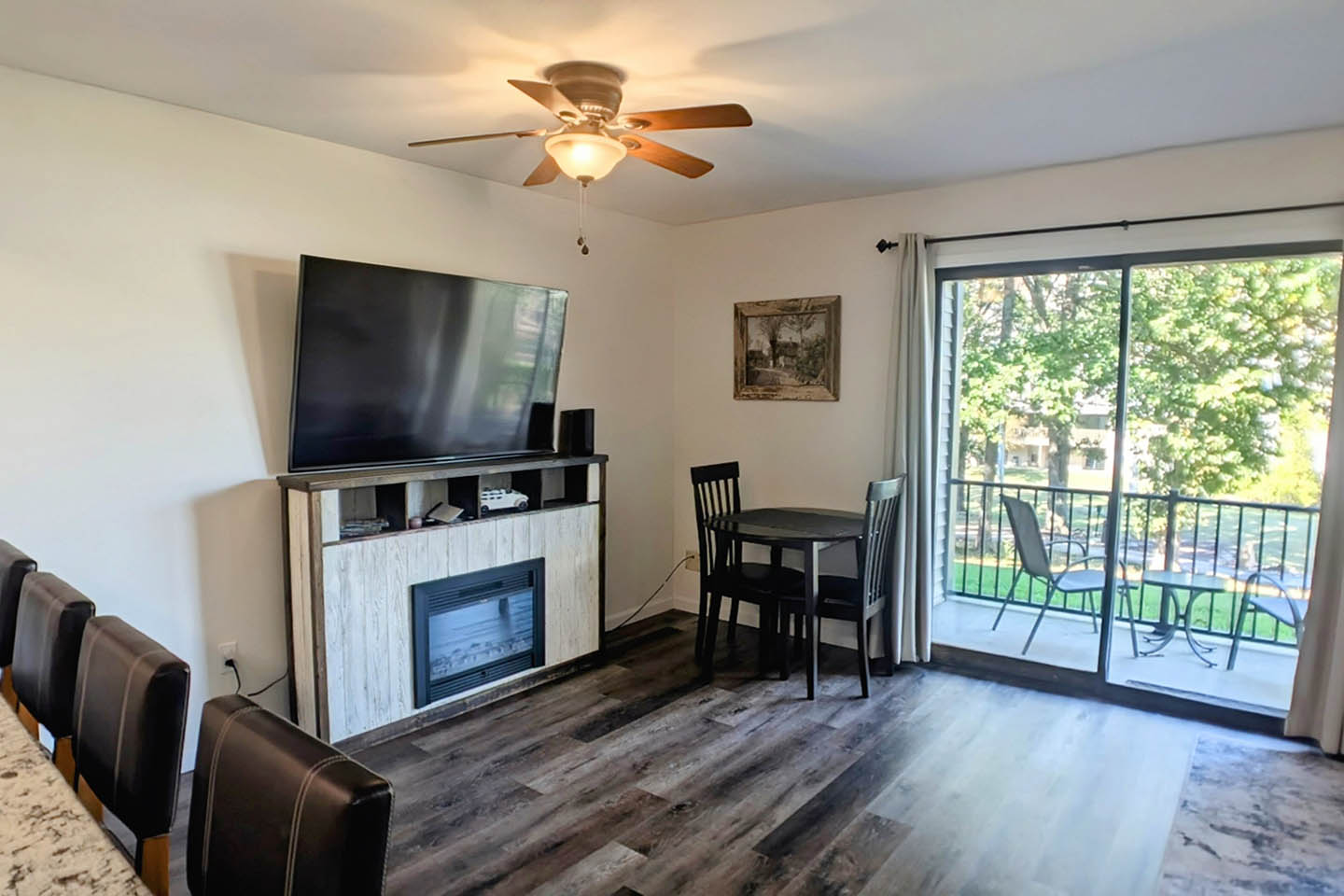 SimplySouthern_dining