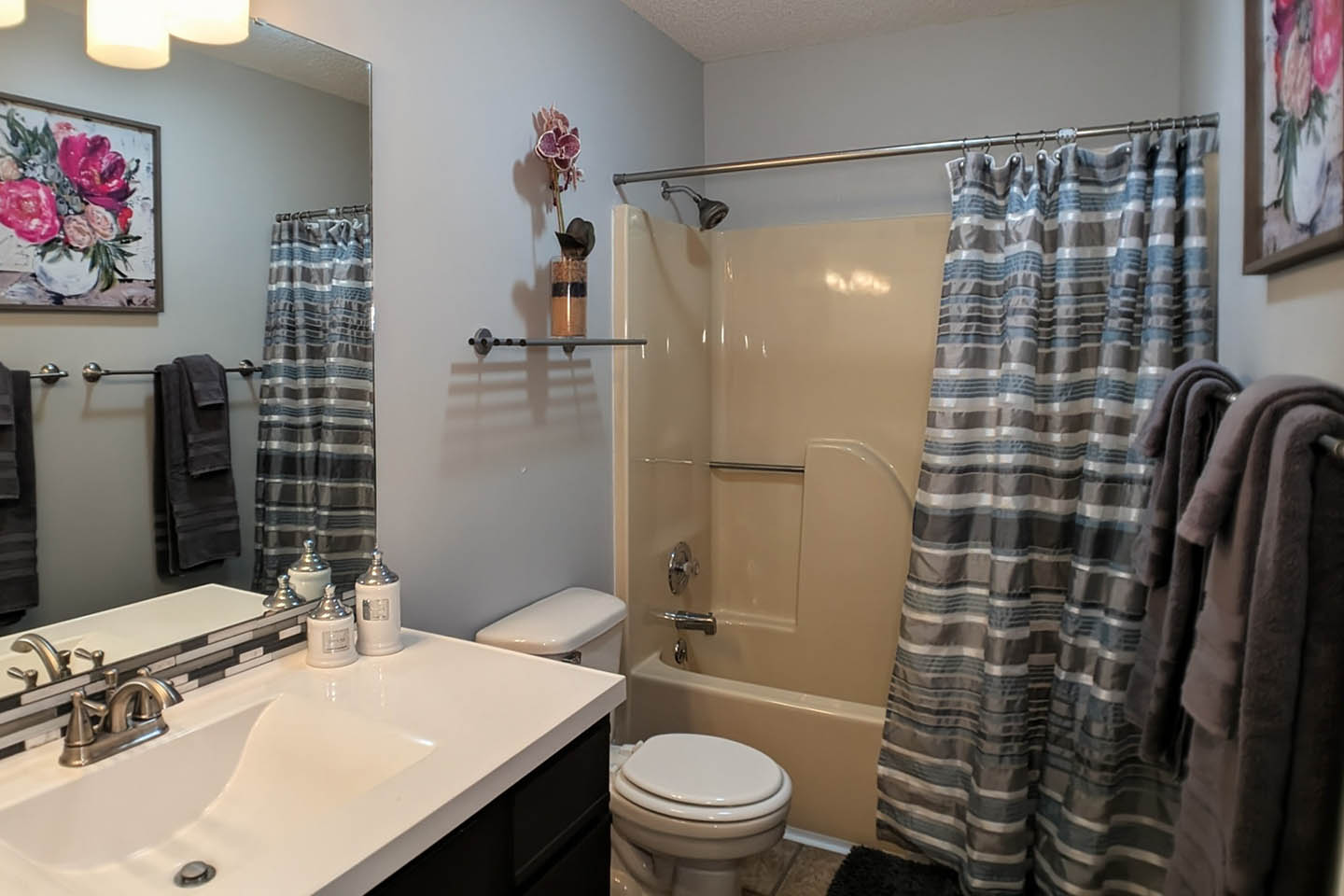 turnberry5 guest bath