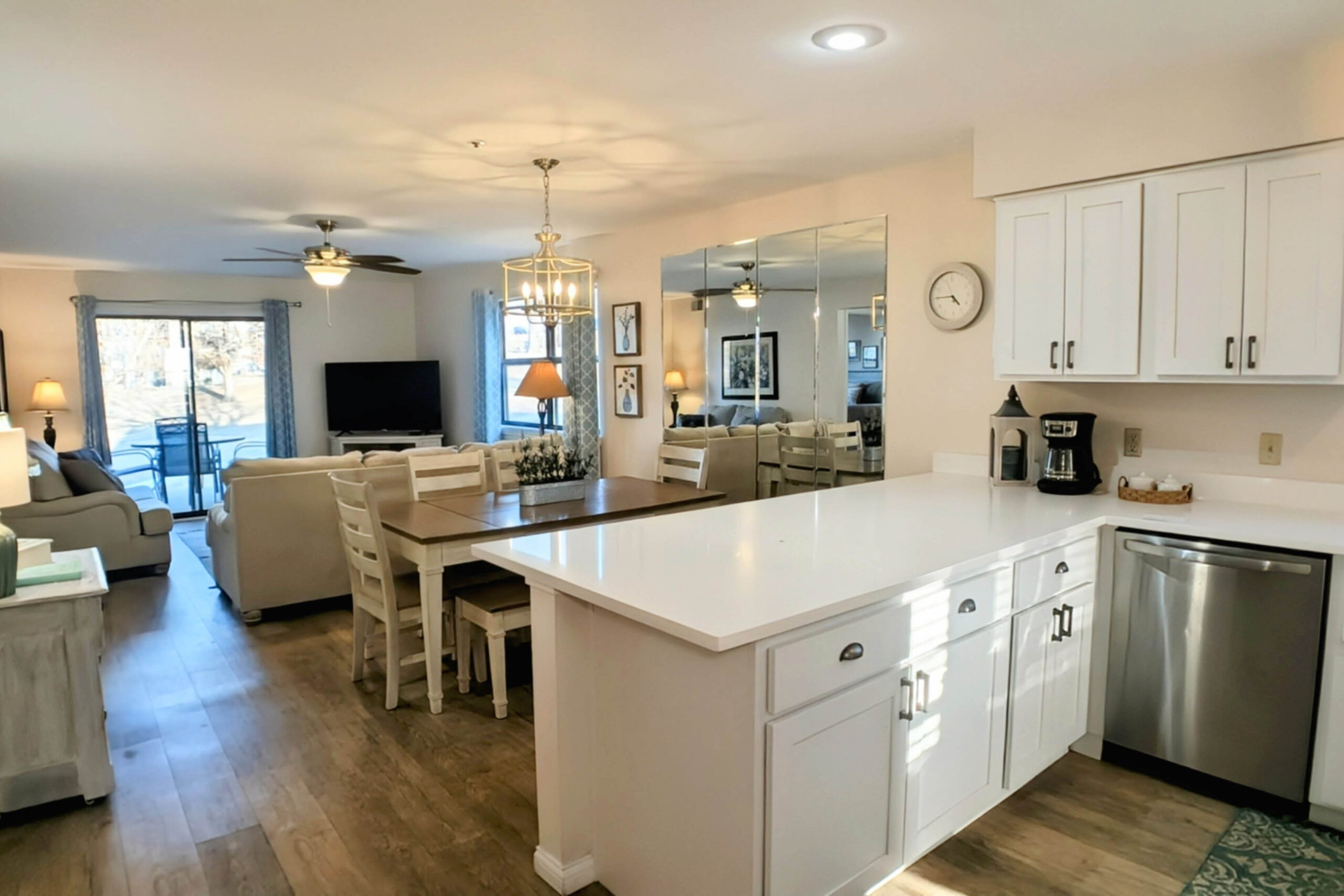 PXL_20260209_224307682.MP~2