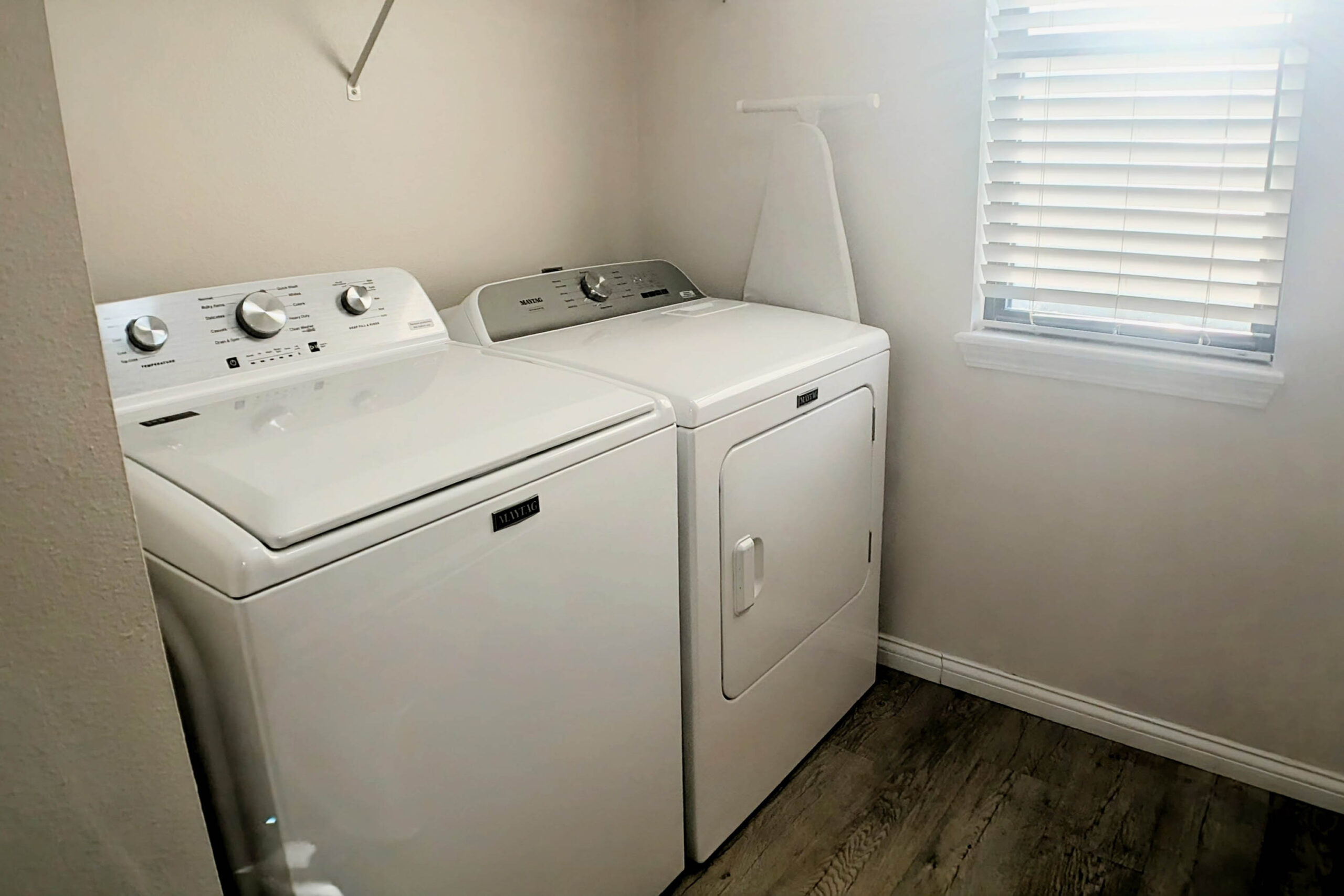 PXL_20260209_224417542.MP~2