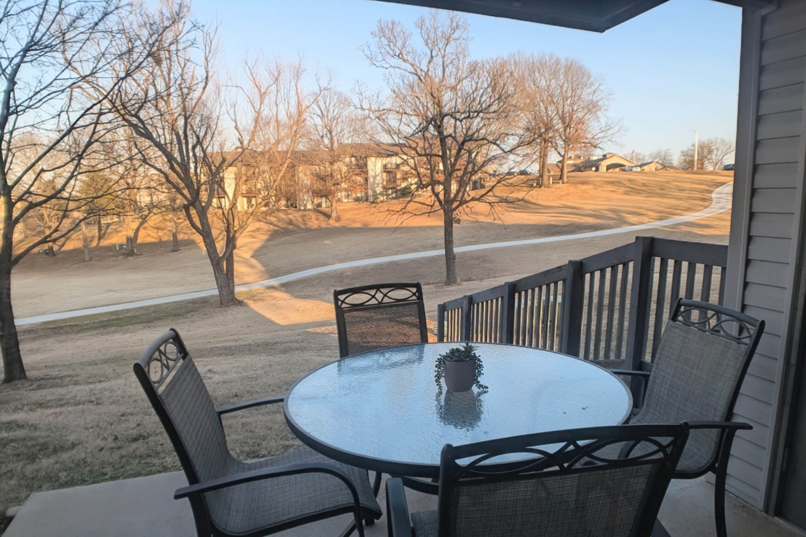 PXL_20260209_225121948.MP~2